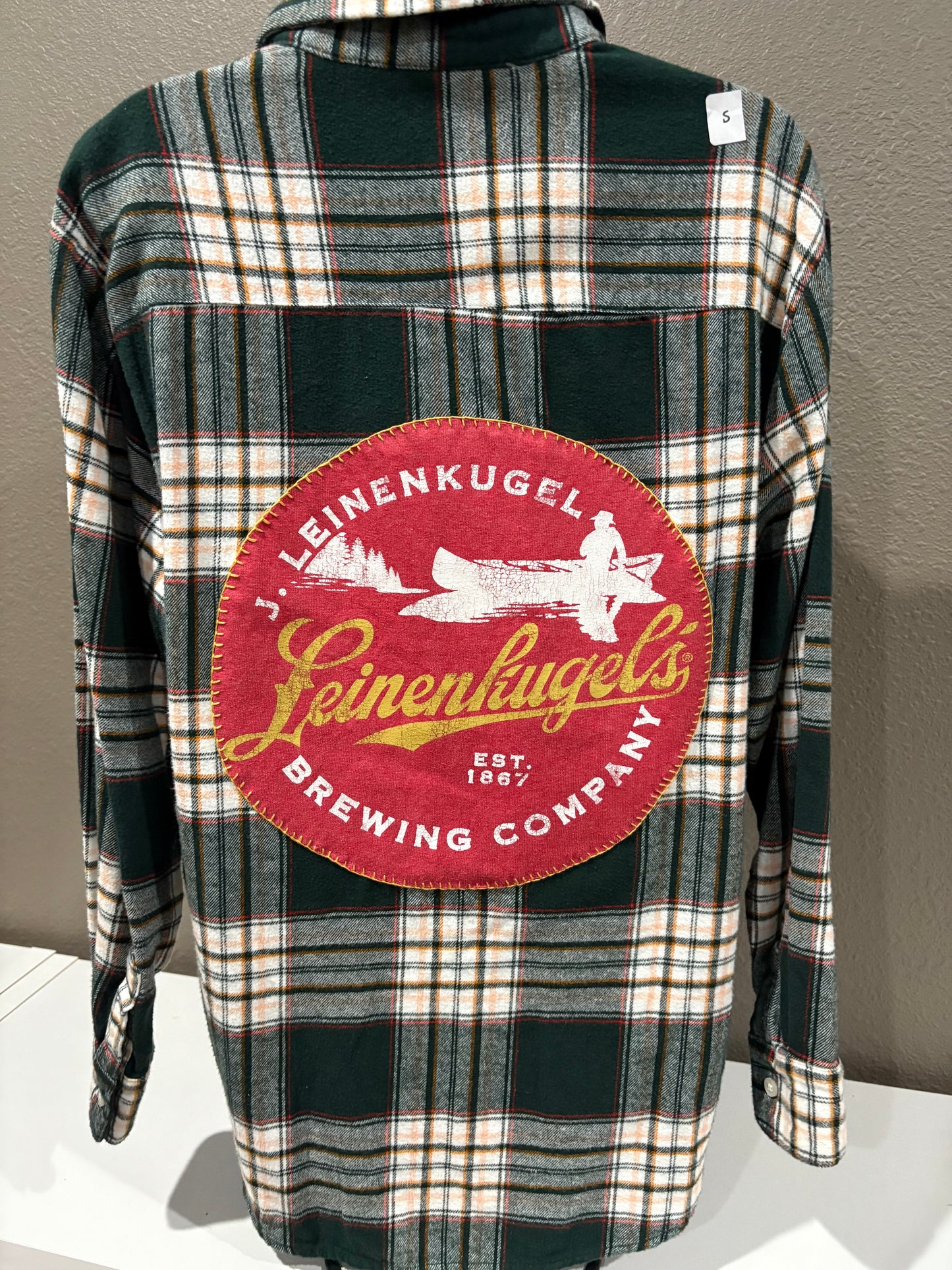 Leinie's Flannel Green small