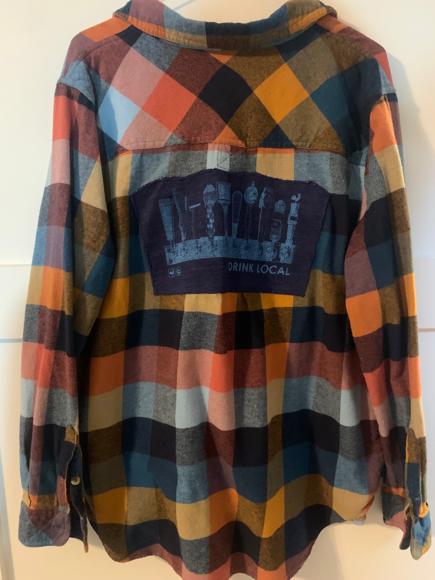 Women's vintage Flannel - Drink Local