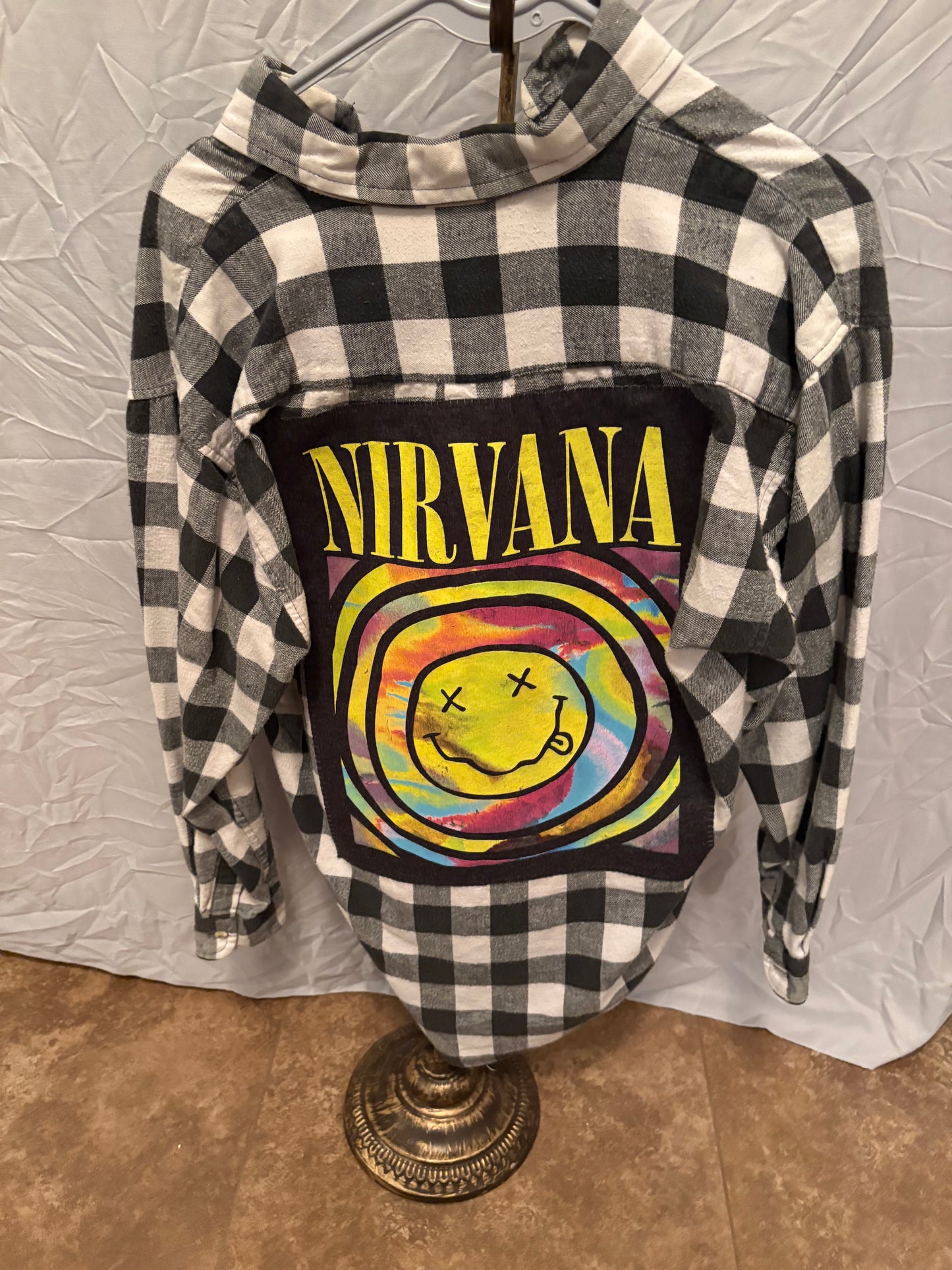 Nirvana Flannel medium