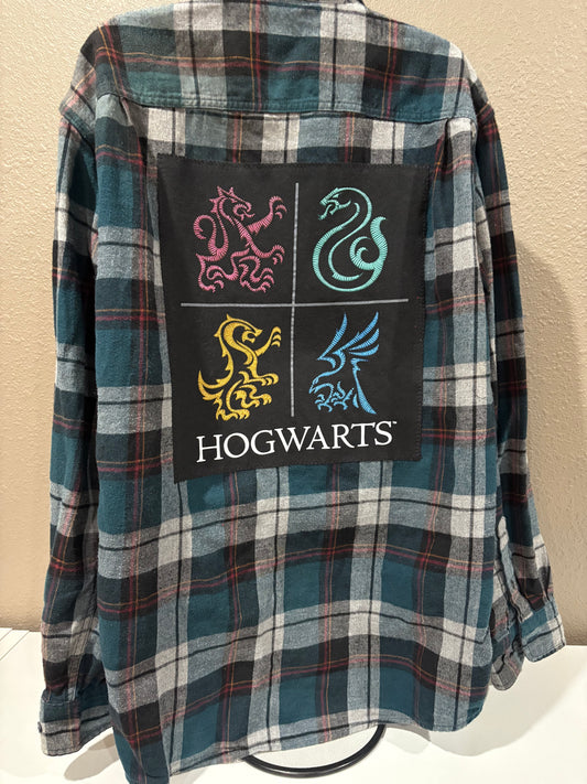 Hogwarts Flannel XL