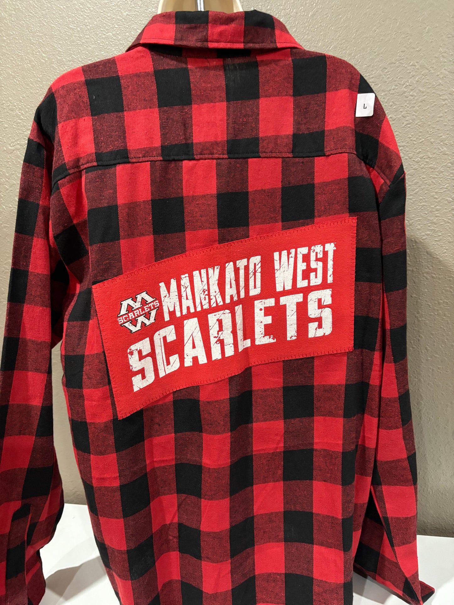 Mankato West Scarlets Flannel large