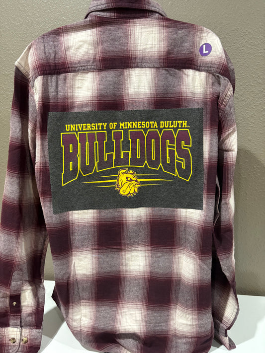 UMD Bulldogs Flannel Large