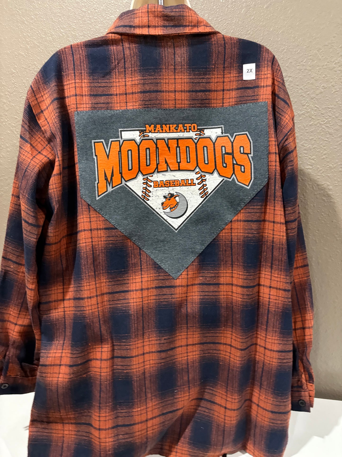 Mankato Moondogs Bases Flannel 2X