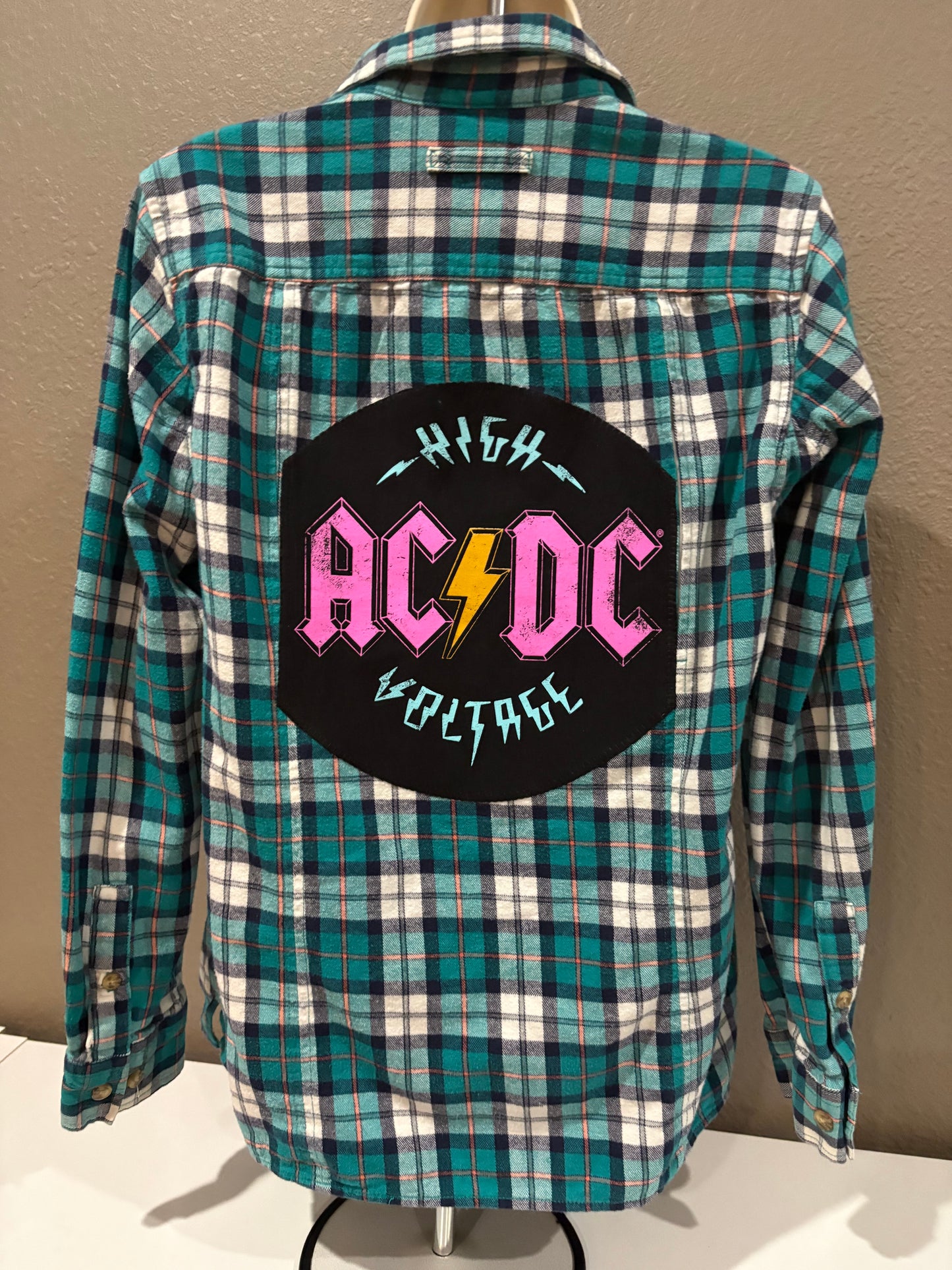 AC/DC Turquoise flannel Medium