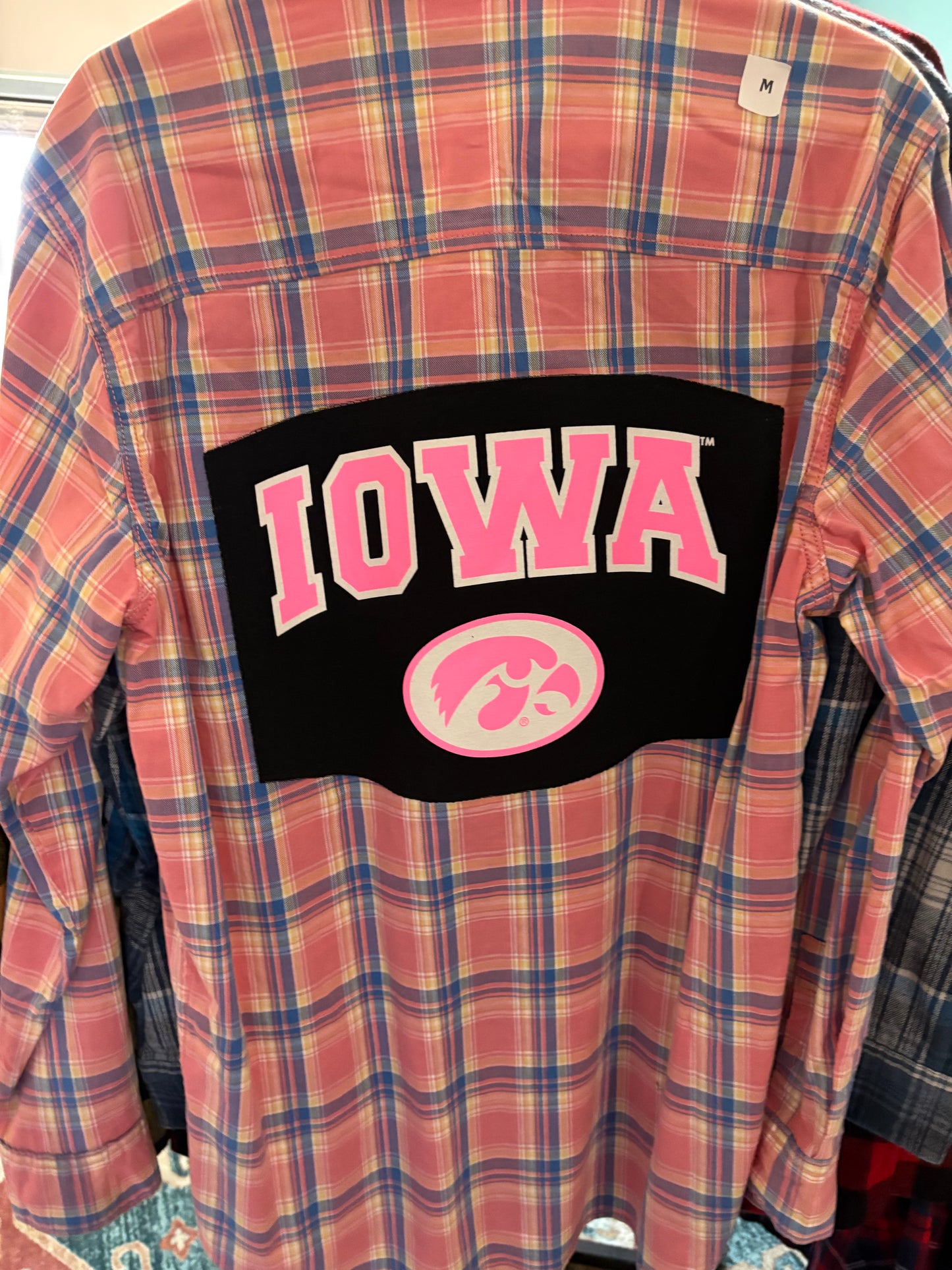 Iowa Hawkeyes Pink Medium