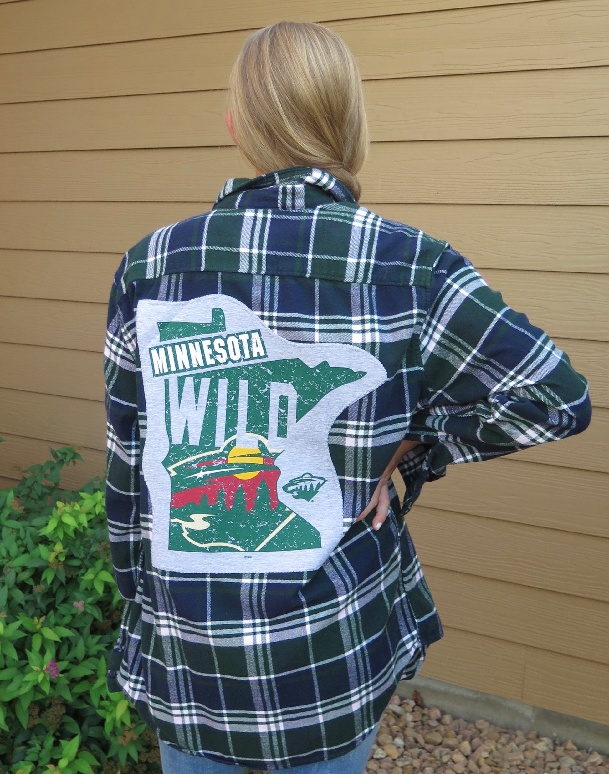 VIntage Flannel- MN Wild on green/blue – Flannel Ts